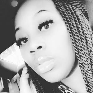 Meet your Posher, Victoria